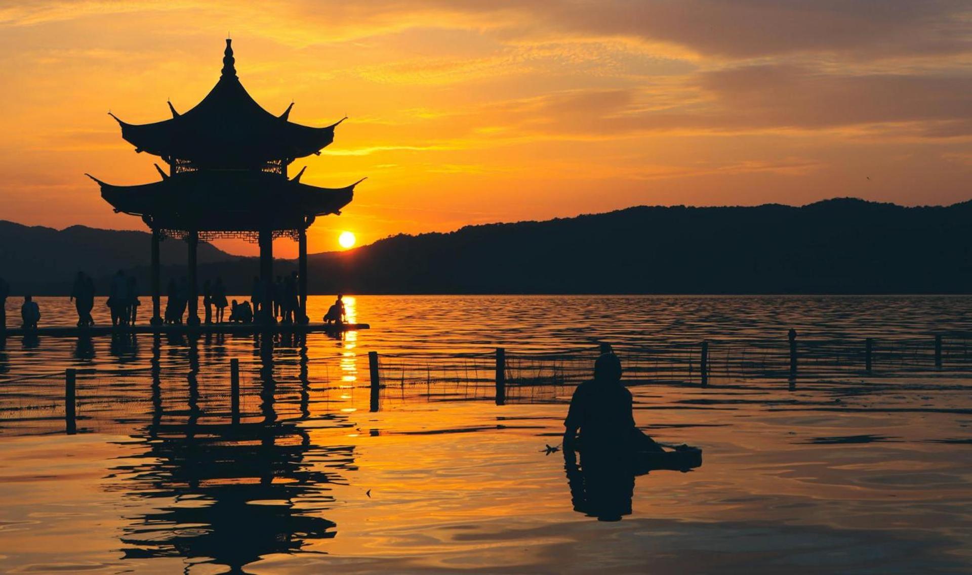 Nost Algia S Hotel In The West Lake Scenic Area-,Lingyin Temple, Leifeng Tower, Children'S Playground, Free Night Snack, Free Laundry, English Communication Well, Free Travel Advice Hangzhou Eksteriør bilde